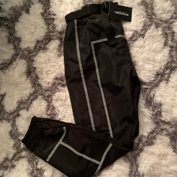 FINAL SALE! PrettyLittleThing Reflective pants - Picture 3 of 3